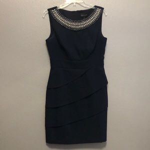 Connected Apparel dress Womens 8 navy blue sleeveless fitted ruffle formal EUC